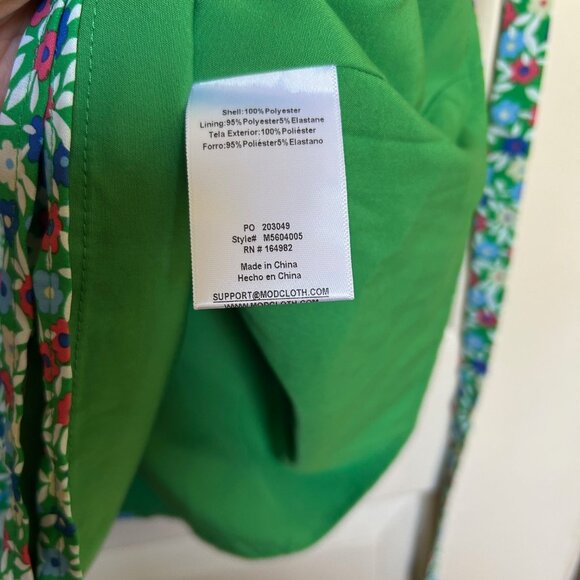 Modcloth Petal & Promise Green Floral Wrap Dress - XL - NWT - Picture 7 of 8